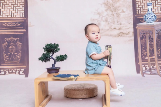 肥城宝宝几个月可以笑出声